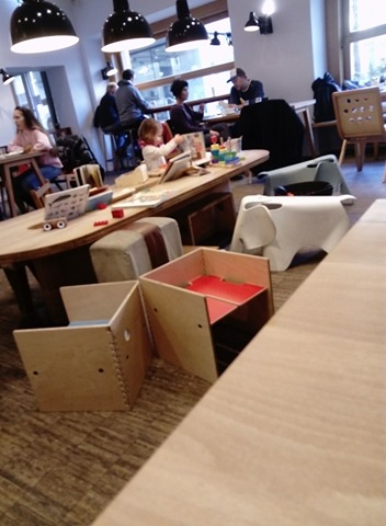 26696984_1715655595153742_603890455_n