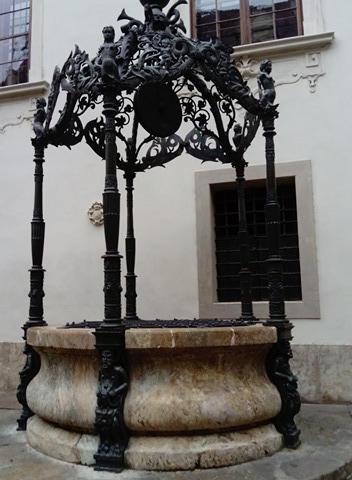 26755117_1715657028486932_261823440_n