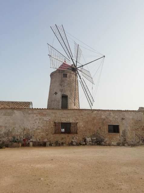 salina con mulino